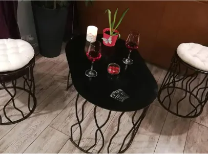 tables et chaises en fer forgé